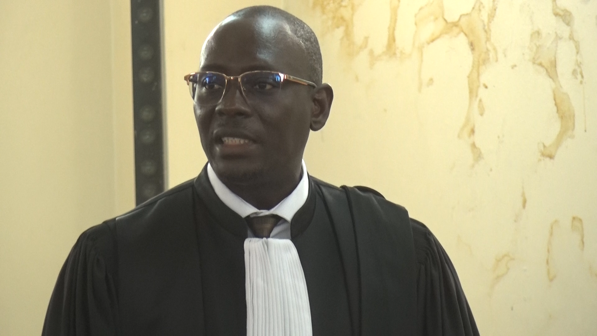 00036.MTS .00 08 16 10.Still001