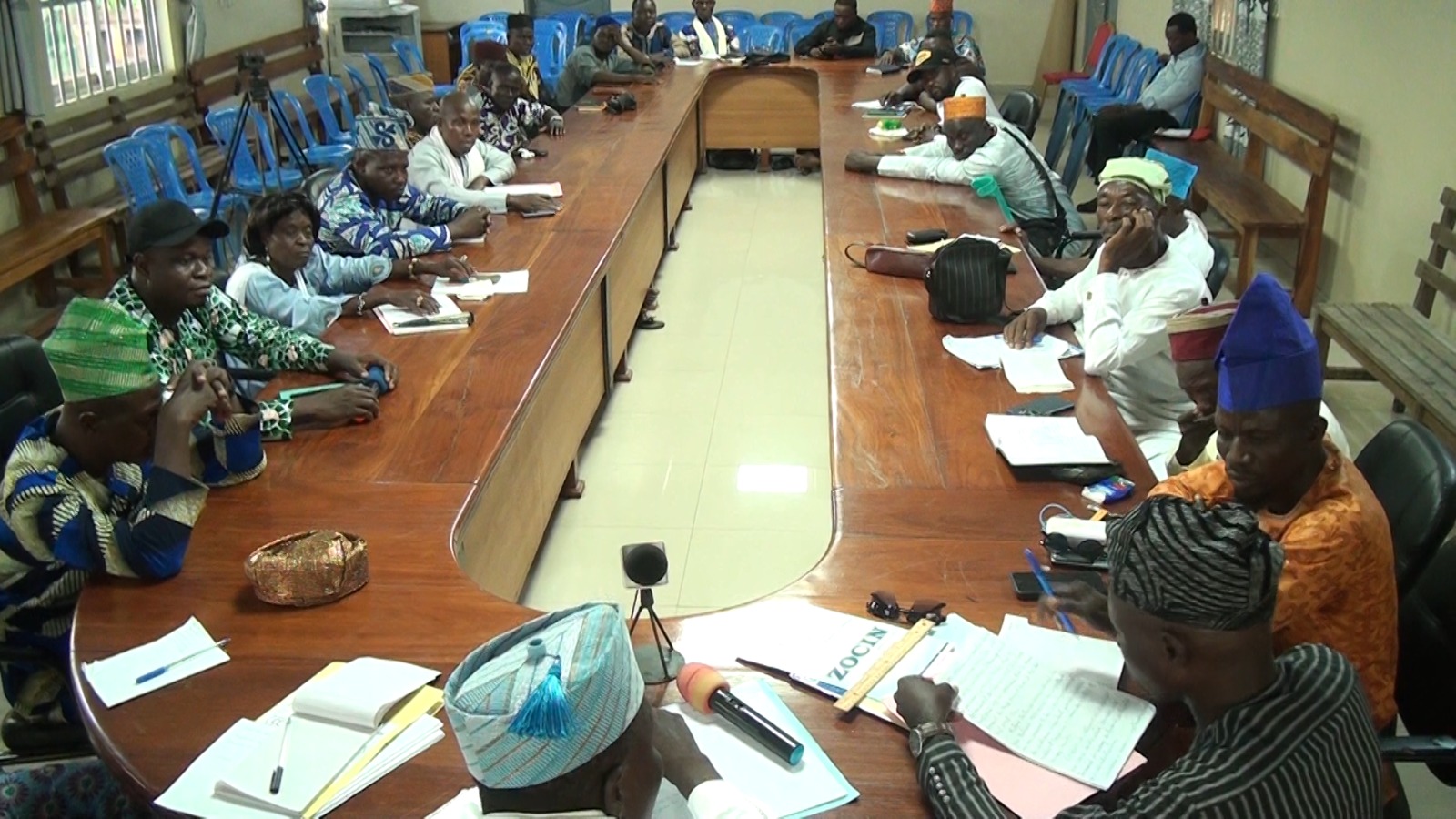 CV ET CQ DU BENIN EN SESSION