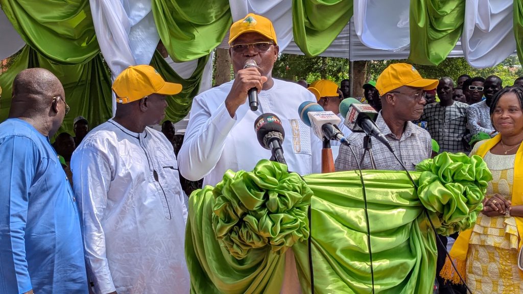 pxl 20251122 125601447 (1) min