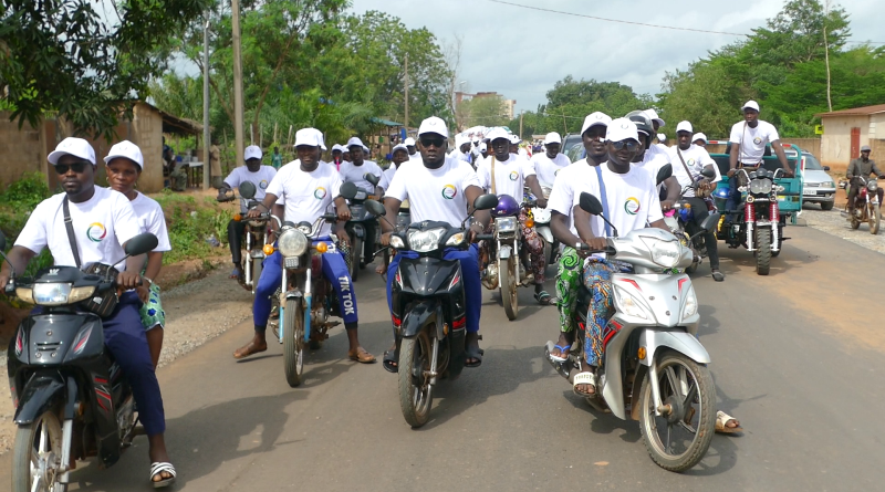 Avant l’élection présidentielle du 12 avril : Bienvenu Gbokédé mobilise la population de Dogbo à travers une caravane