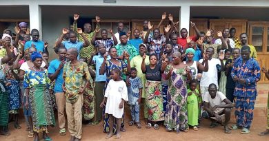 Solidarité à Dogbo : D’importants mobiliers offerts au centre des malades mentaux de Toyo par les associations « DIE VRIENDEN VAN ROULERS » et « DOGBO DOGBO »