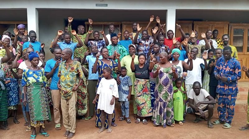 Solidarité à Dogbo : D’importants mobiliers offerts au centre des malades mentaux de Toyo par les associations « DIE VRIENDEN VAN ROULERS » et « DOGBO DOGBO »