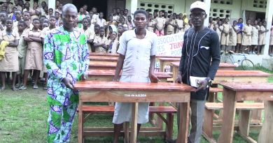 Œuvres sociales à Athiémè : l’AJLDDA offre 30 tables-bancs pour soutenir l’éducation à Adohoun