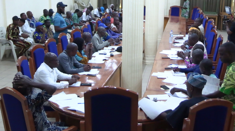 1re session extraordinaire du conseil communal de Lokossa : Le règlement intérieur de la 5è mandature adopté à l’unanimité